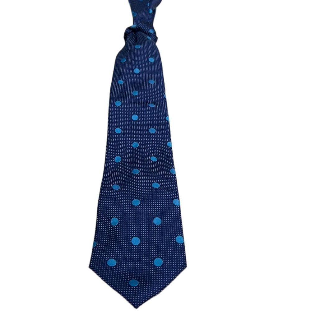 Blue polka dot tie
